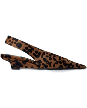 TOTEME Slingback Pumps Met Ponyhaar En Sleehak - Bruin