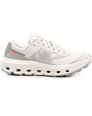 On Shoes En las zapatillas Cloudvista 3 - Blanco