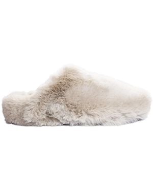 LA ROSE Furry Indoor Slippers - White
