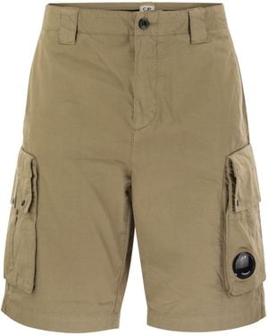 C.P. Company Pantaloncini Da Gabardina Di Cotone Compagnia Di Cp - Verde
