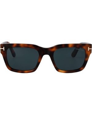 Tom Ford Squared Sunglasses Ft1333 V - Black