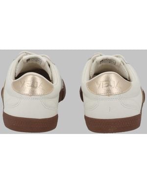 Veja Trainers Volley Leather - White
