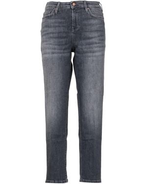 Don The Fuller Doe De Volle Jeans Aan - Grijs