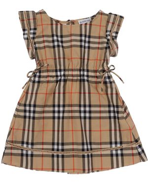 Burberry ♪ I'm The One Who's Got It ♪ - Bruin