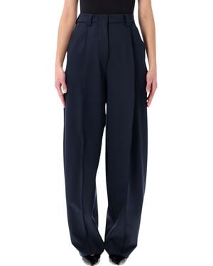 THE LATEST Lo último en pantalones azules