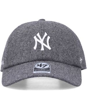 Sporty & Rich Sportliche und reichhaltige Hüte in Grau