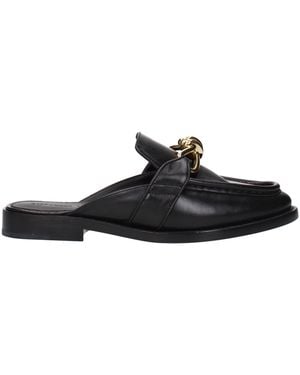 Bottega Veneta Sandals And Clogs Leather - Black