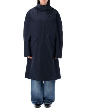 A.P.C. Schichten blau