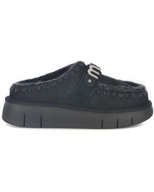 Mou 'Bounce Clog Metal Logo' Slippers - Grey