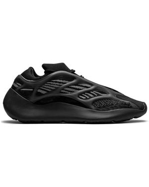 Yeezy Trainers - Black