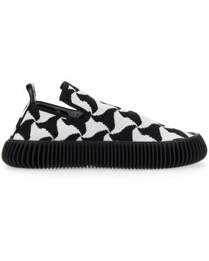 Bottega Veneta Wavy Triangle Slip-On Trainers - Black