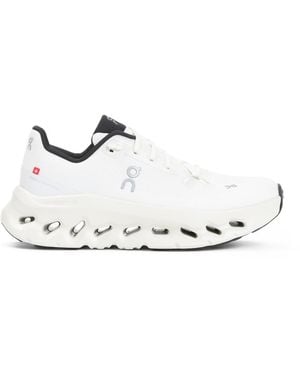 On Shoes Trainers - White