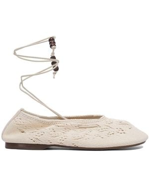 Alohas Flat Shoes - White