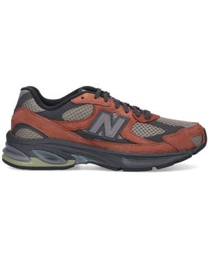 New Balance Trainers - Brown