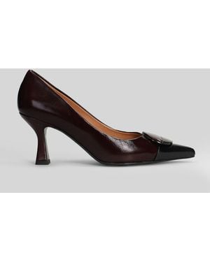 Isabel Ferranti Court Shoes - Red