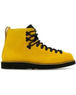 Stone Island Sneakers - Yellow
