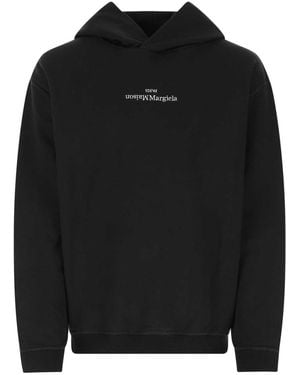 Maison Margiela Cropped Hoodie With Subtle Logo Detail - Black