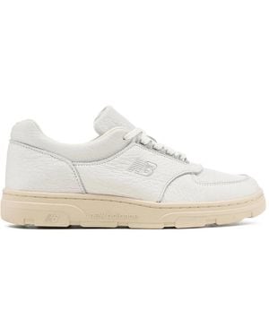 New Balance Trainers - White