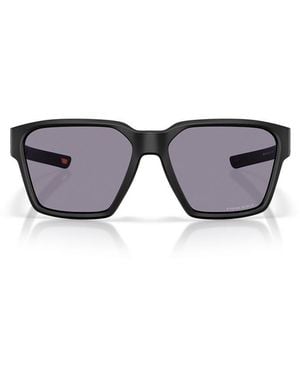 Oakley Sunglasses - Gray