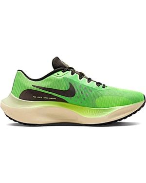 Nike Trainers - Green