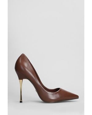 Carrano Court Shoes - Brown