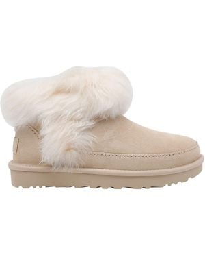 UGG Boots - Natural
