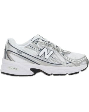 New Balance Trainers - White
