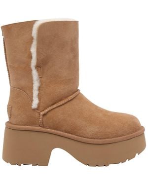 UGG Boots - Brown