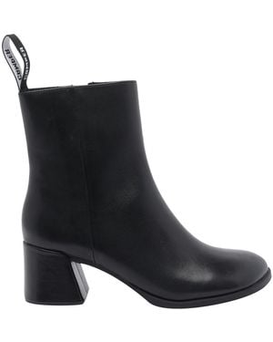 Camper Boots - Black