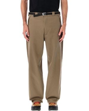 Roa Buckle Chino Pant - Natural