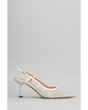 Chantal Pumps - White