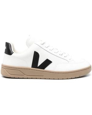 Veja Trainers - White