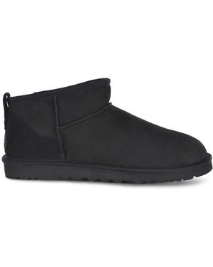 UGG Stivali "Classic Ultra Mini" - Black