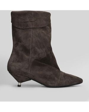 GISÉL MOIRÉ Miriam Low Heels Ankle Boots - Black