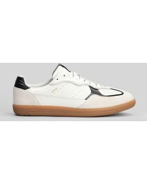 Alohas Tb.490 Trainers - White