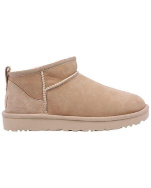 UGG Boots - Natural