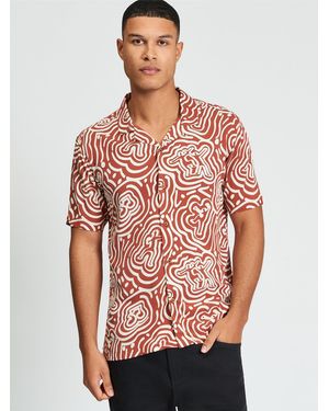 Ben Sherman Short Sleeve Dancer Geo Print Shirt In Cinnamon - Multicolour