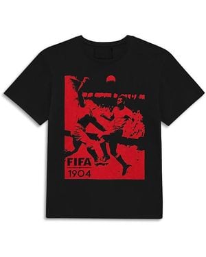 FIFA 1904 The Defender Graphic Tee - Red