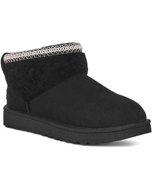 UGG Holiday Classic Mini Boots - Black