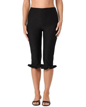 Astr Amalie Slim Capri Pants - Black