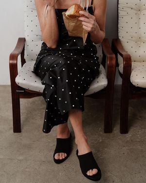 DONNI. The Taffeta Silk Drawstring Cargo Pants - Brown