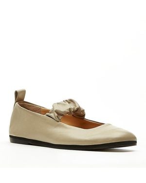 La Canadienne Mary Jane Flats - Natural