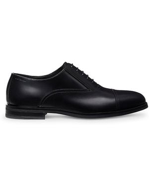 Stuart Weitzman Club Classic Oxfords - Black