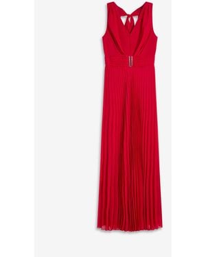 bonprix Chiffonkleid Mit Plisseé-Rock Und Accessoire-Schnalle - Rot