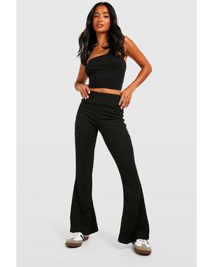 Boohoo Petite Crinkle Rib Thick Waistband Flares - Black