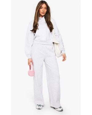 Boohoo Pintuck Detail Straight Leg Jogger - White