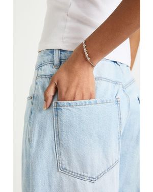 Boohoo Embellished Heart Detail Toggle Bracelet - Azul