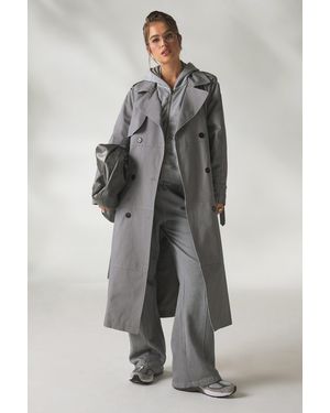 Boohoo Gabardina Con Cinturón - Gris