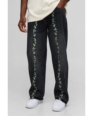 Boohoo Relaxed Floral Embroidery Denim Jeans With Let Down Hem - Negro
