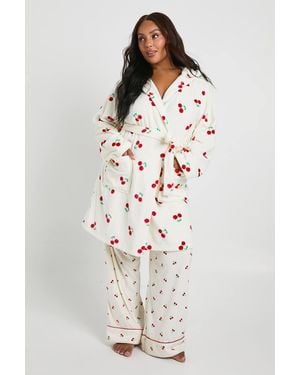 Boohoo Plus Cherry Print Short Fluffy Bathrobe/Robe Robe - White